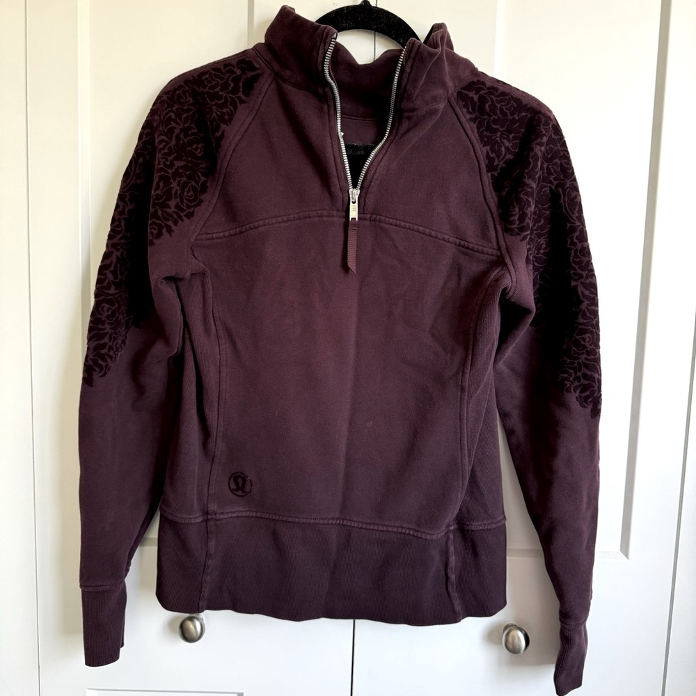 Lululemon Purple Velvet Floral Quarter Zip Size 6